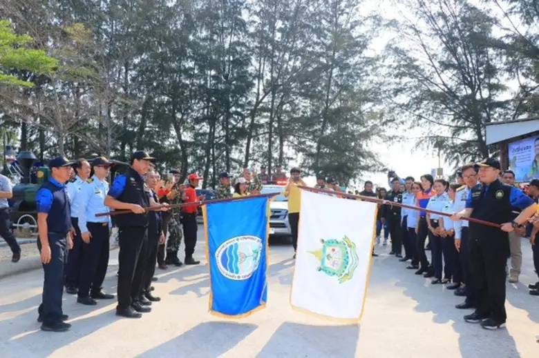 ทส. เตรียมพร้อมดูแลนักท่องเที่ยวช่วงปีใหม่ เปิดศูนย์อำนวยการ พร้อมของขวัญจากใจ ทส.