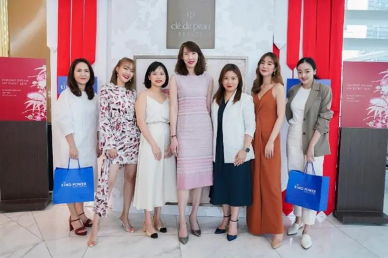 คุณสรินนา ประวิทย์ธนา ผู้อำนวยการอาวุโสส่...