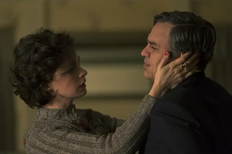 “มาร์ค รัฟฟาโล” เปิดโปงคดีช็อคโลก ต่อสู้อำนาจมืดระดับชาติใน “Dark Waters” หนังรวมทีม ผกก.-ผู้เขียนบท-ผู้อำนวยการสร้างสายคุณภาพ ผนวก ลุ้นระทึก