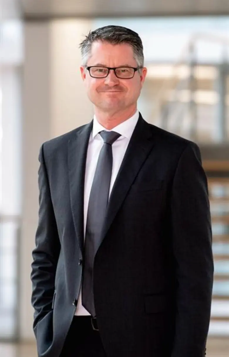 ตั้งแต่วันที่ 1 มกราคม 2563 เป็นต้นไป นาย...