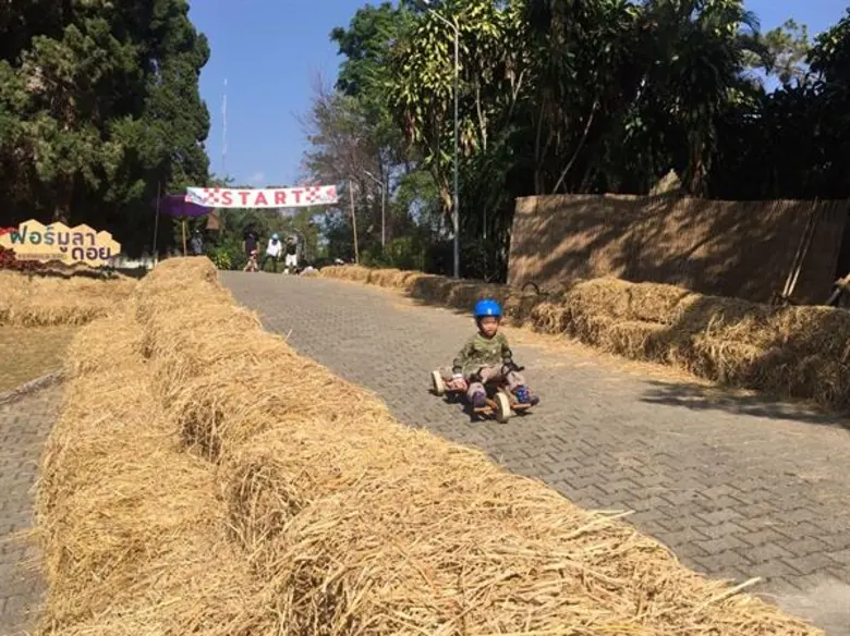 พาลูกเที่ยว “วันเด็ก” อิ่ม เรียน เล่น กลางธรรมชาติ ที่ “สีสันแห่งดอยตุง” ครั้งที่ 6