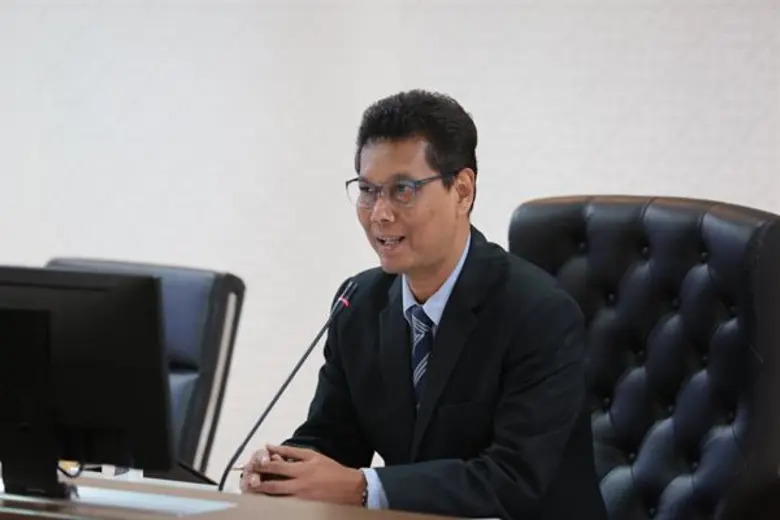 นายพานุรักษ์ กลั่นนุรักษ์ ผู้อำนวยการสำนั...