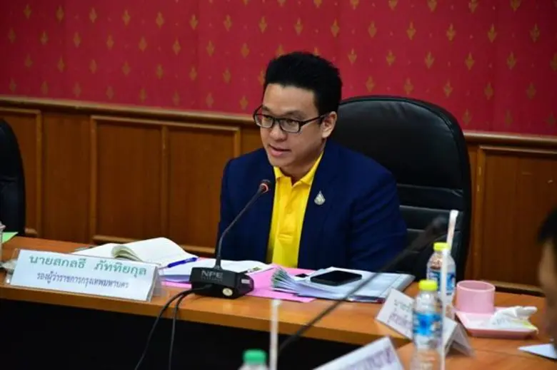 นายสกลธี ภัททิยกุล รองผู้ว่าราชการกรุงเทพ...