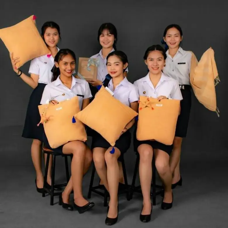 จัดว่าเด็ด!นศ.อาชีวะเชียงใหม่ชวนคนไทย หันมาใช้กระเป๋าผ้าลดโลกร้อนที่ผลิตจากธรรมชาติ