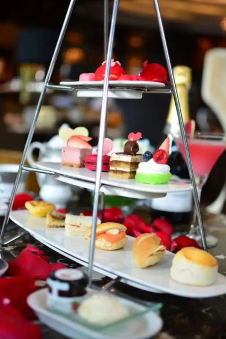 รำลึกวันหวานบอกรักหวานฉ่ำให้หัวใจได้เบ่งบ...