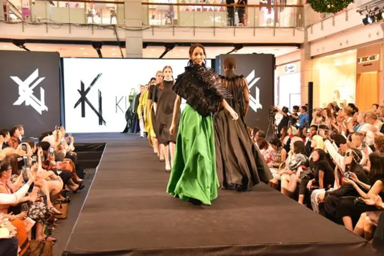 ดีไซเนอร์นิวซีแลนด์ ออกแบบผ้าไทยสไตล์เมารี ร่วมโชว์แฟชั่นวีค ผ้าไหมไทยนานาชาติ