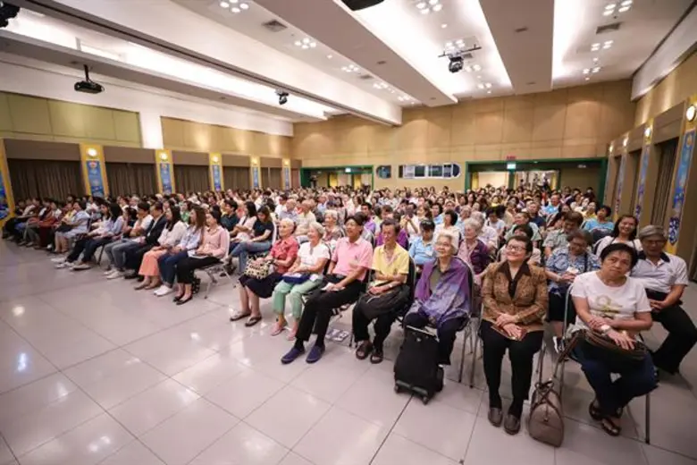 7 ข้อคิดเสริม"ชีวิตรุ่ง"จากเวที “เรายกวัดมาไว้ที่เซเว่นฯ”