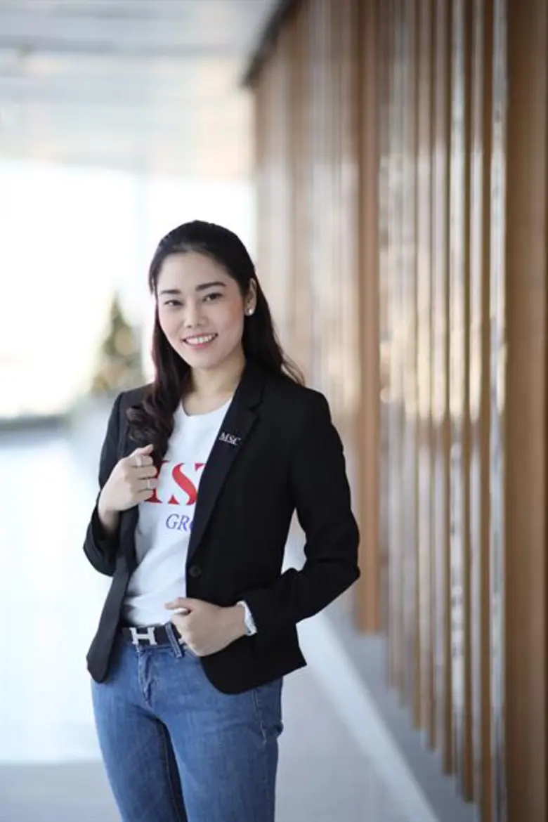 นางสาวสวิตา ปีตะวรรณ กรรมการผู้จัดการ บริ...