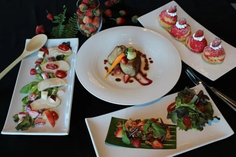 ห้องอาหาร เดอะ สเตชั่น ชั้น 8 โรงแรมเมอร์...