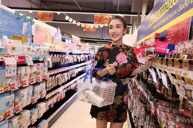 เซ็นทรัล ฟู้ด รีเทล กรุ๊ป ฉลองเทศกาลตรุษจีนปีหนูทอง ชวนช็อปสุดยอดชุดไหว้และของไหว้มงคลคัดสรรพิเศษ พร้อมเคล็ดลับไหว้เจ้าเสริมเฮงรับปีชวดไม่ให้ชวด แบบฉบับ “อาจารย์ช้าง”