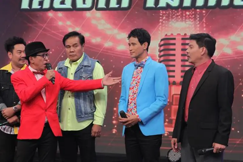 รายการ "ก่อนบ่ายคลายเครียด" ฮาสนั่นทุกวัน...