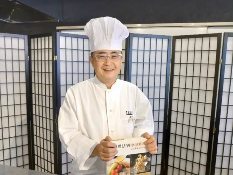 หลักสูตร “สุดยอดเมนูเส้นญี่ปุ่นแบบต้นตำรับ ราเมน อุด้ง โซบะ” ที่ วิทยาลัยดุสิตธานี