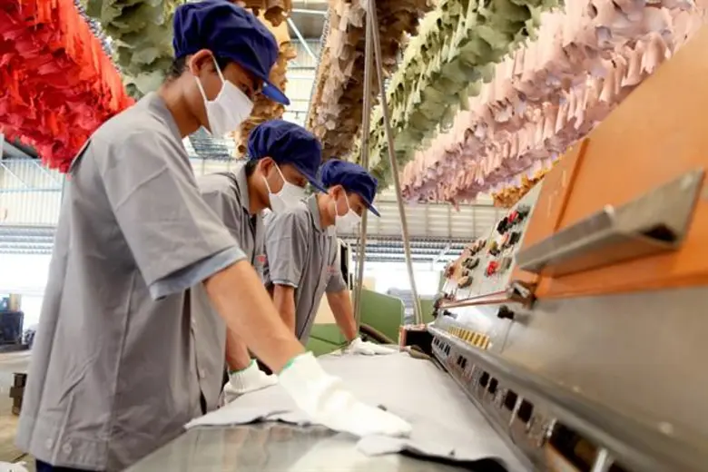 CPL ตั้งเป้าปี 2563 รายได้แตะ 2.5-2.7 พันล้าน คาดฟอกหนังกระเตื้อง-พร้อมเกาะกระแสอีอีซีจัดทัพธุรกิจเซฟตี้ โปรดักส์ดันโต 10%