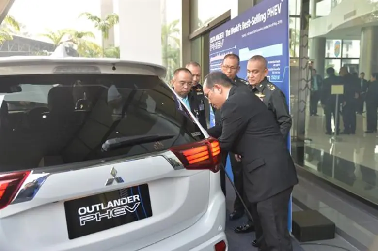 มิตซูบิชิ มอเตอร์ส ประเทศไทย จัดแสดงเทคโนโลยี เดนโด ไดร์ฟ เฮ้าส์ ที่สถาบันวิชาการป้องกันประเทศ