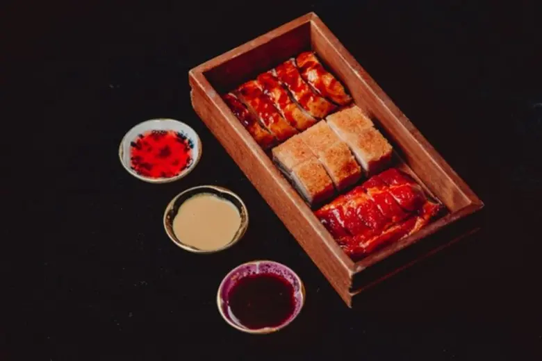 เย่า เรสเตอรองท์ ห้องอาหารจีนบนชั้น 32 ขอ...