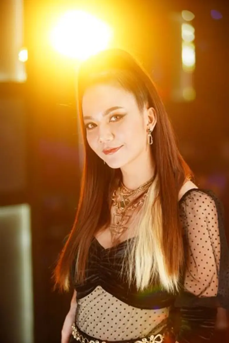 แม้จะเป็นเอนเตอร์เทนเนอร์สายแซ่บตัวแม่ "จ...