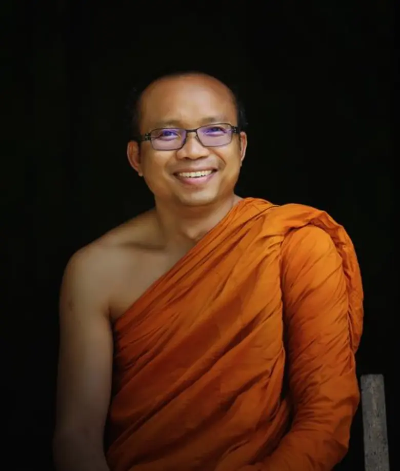 บุ๊คสไมล์ จับมือ สำนักพิมพ์วิช เปิดตัวหนังสือ “คิดจะสู้ อย่าอยู่แค่นี้” เพราะไม่มีความสำเร็จใด ที่ไม่ต้องใช้เวลาและความพยายาม