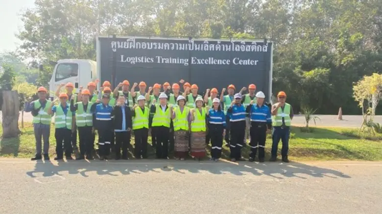 ก.แรงงาน ติวเข้ม พขร.รถบรรทุก ปลูกจิตสำนึกขับขี่ปลอดภัย