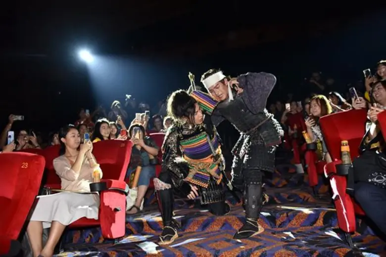 “โออิชิ โกลด์” เปิดตัวชาพรีเมียมใหม่ “โออิชิ โกลด์ เกียวคุโระ” พร้อมพรีเซ็นเตอร์ “เป๊ก ผลิตโชค” ลุคใหม่ “ซามูไร” สุดเท่