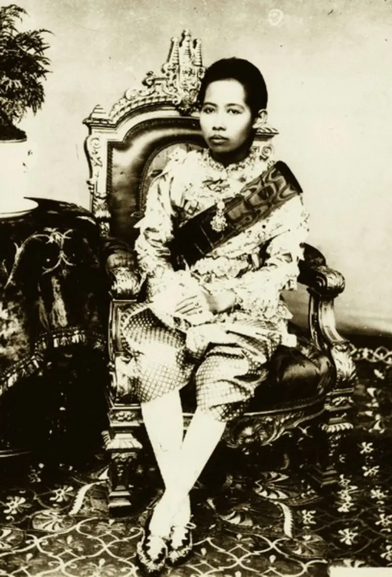 กระทรวงวัฒนธรรม และมูลนิธิสมเด็จพระพันวัสสาอัยยิกาเจ้า ขอเชิญร่วมเฉลิมพระเกียรติและน้อมรำลึกพระกรุณาธิคุณ “สมเด็จพระพันวัสสาอัยยิกาเจ้า” ในนิทรรศการ “ปทุมนิวาสราชพิพิธภัณฑ์” ระหว่างนี้ถึงวันที่ 26 มกราคม 2563 ณ ไลฟ์สไตล์ ฮอลล์ ชั้น 2 สยามพารากอน