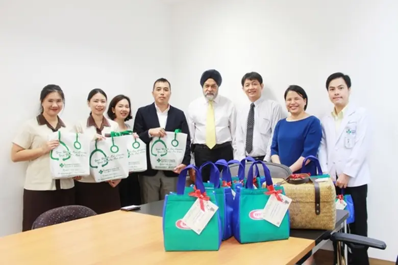 Mr. MAKOTO OKUMURA Marketing Manager พร้อ...