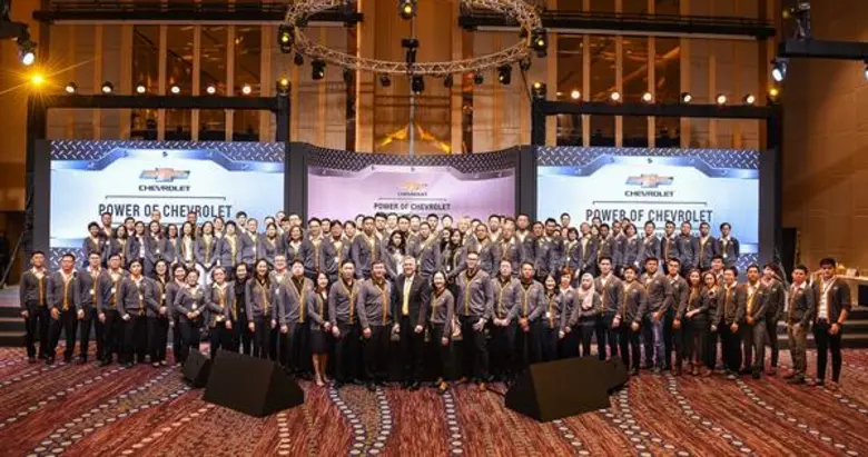 - เชฟโรเลต ประเทศไทยมอบรางวัลให้ผู้จัดจำห...