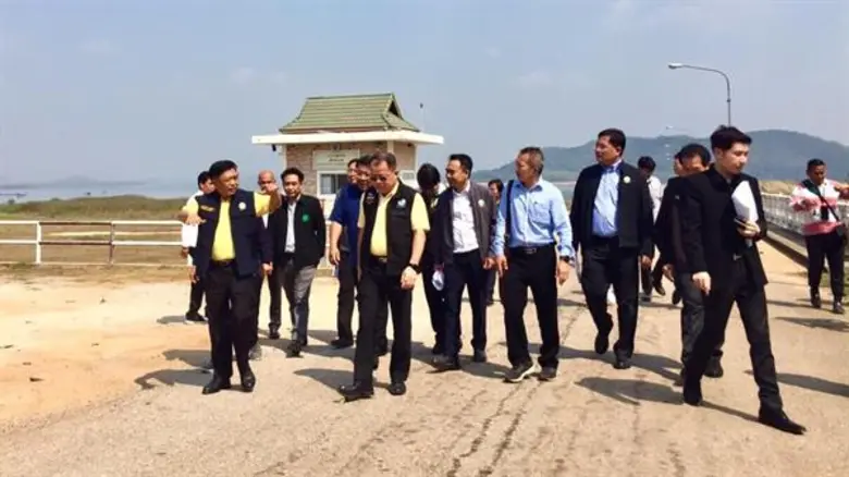 'อลงกรณ์’ นำทีมตรวจอ่างเก็บน้ำภาคตะวันออก เปิดเผยมีน้ำน้อย แต่มั่นใจบริหารจัดการผ่านแล้งได้แน่นอน