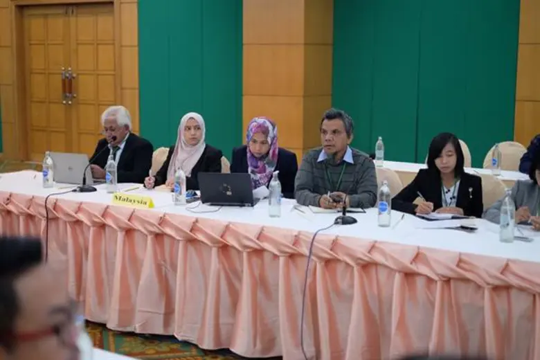 กยท. ลุยต่อ จับมือกรมวิชาการเกษตร เร่งทดสอบระบุเชื้อสาเหตุโรคใบร่วง ดึงประเทศเพื่อนบ้านผู้ปลูกยาง กำหนดแนวทางช่วยชาวสวนยาง