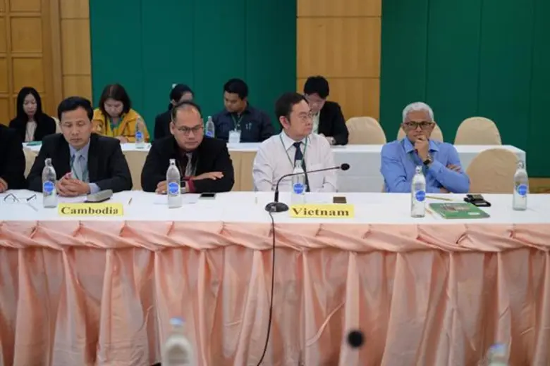 กยท. ลุยต่อ จับมือกรมวิชาการเกษตร เร่งทดสอบระบุเชื้อสาเหตุโรคใบร่วง ดึงประเทศเพื่อนบ้านผู้ปลูกยาง กำหนดแนวทางช่วยชาวสวนยาง