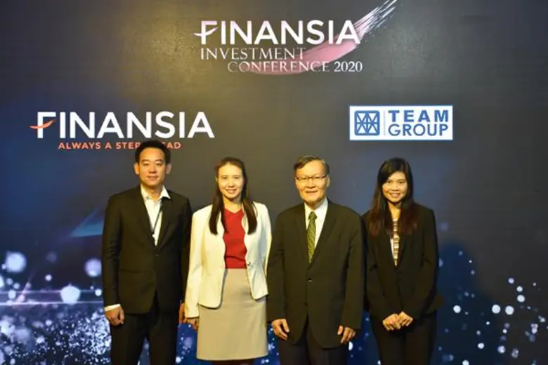 นายชวลิต จันทรรัตน์ (ที่2จากขวา) ประธานเจ...