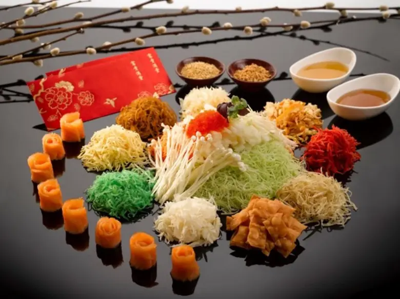 เดอะ เซนต์ รีจิส กรุงเทพฯ ขอเชิญท่านและคร...