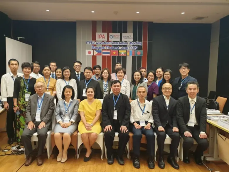 ใบมาตรฐานวิชาชีพไอที (ITPE) ใบเบิกทางนักศ...