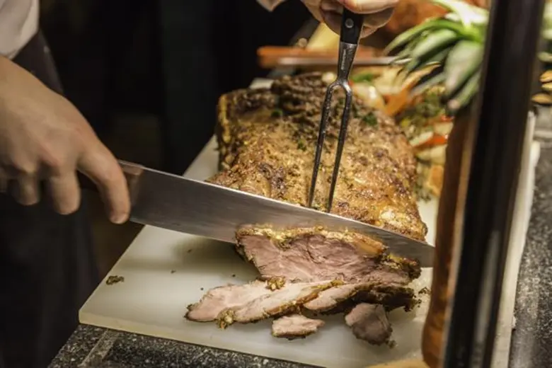 ห้องอาหาร แคลิฟอร์เนีย สเต็ก โรงแรมแคนทาร...