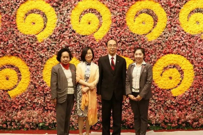 ภาพข่าว: โรงพยาบาลลานนา ร่วมฉลองตรุษจีน