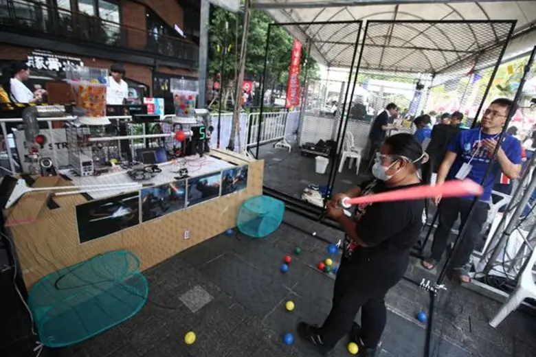 สู่อนาคตแห่งทศวรรษใหม่! เหล่าเมกเกอร์แห่โชว์ผลงานสิ่งประดิษฐ์สุดล้ำในงาน “Maker Faire Bangkok 2020”