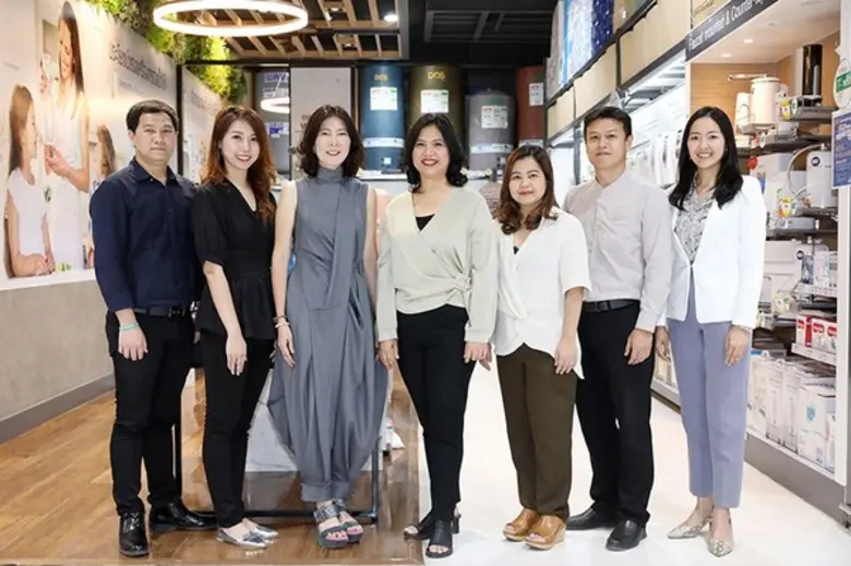 นางสาวสันนิภา สว่างพื้น ผู้ช่วยกรรมการผู้...