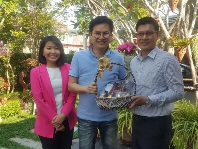 ทีมงานฝ่ายขายโรงแรมดุสิตดีทู และดุสิตปริ๊...