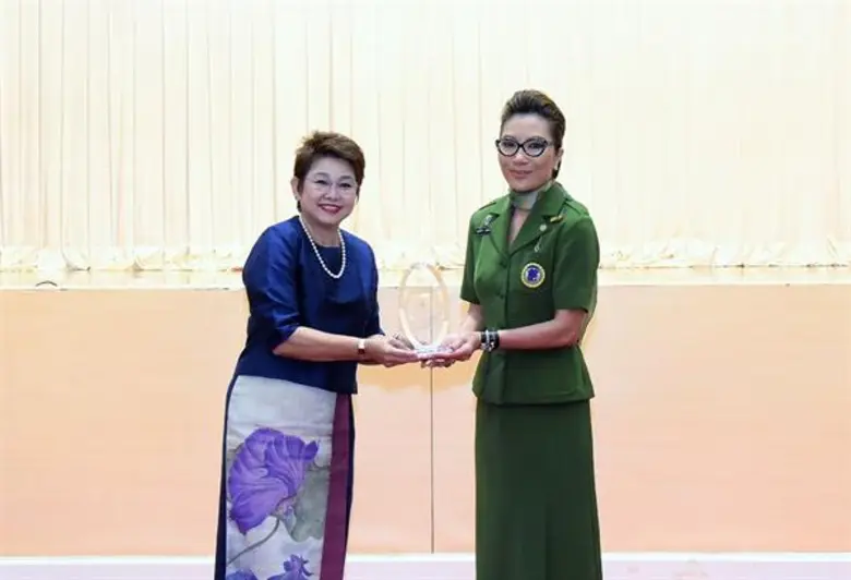 นางดวงเดือน คงคาสวัสดิ์ ผู้ช่วยกรรมการผู้...