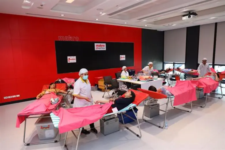 แม็คโคร เซ็น MOU สภากาชาดไทย อาสาเป็น 'หน่วยรับบริจาคโลหิตชุมชน’ 100 สาขา ตั้งเป้า 3 ล้าน ซี.ซี. ทั่วไทย ร่วมสำรองโลหิต ช่วยชีวิตเพื่อนมนุษย์