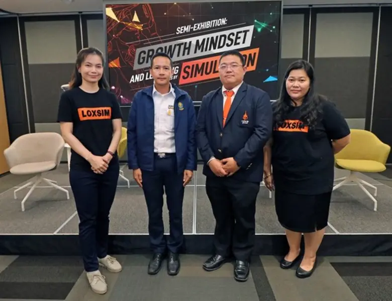 นายแพทย์ภุมรินทร์ แซ่ลิ่ม หัวหน้าศูนย์แพท...