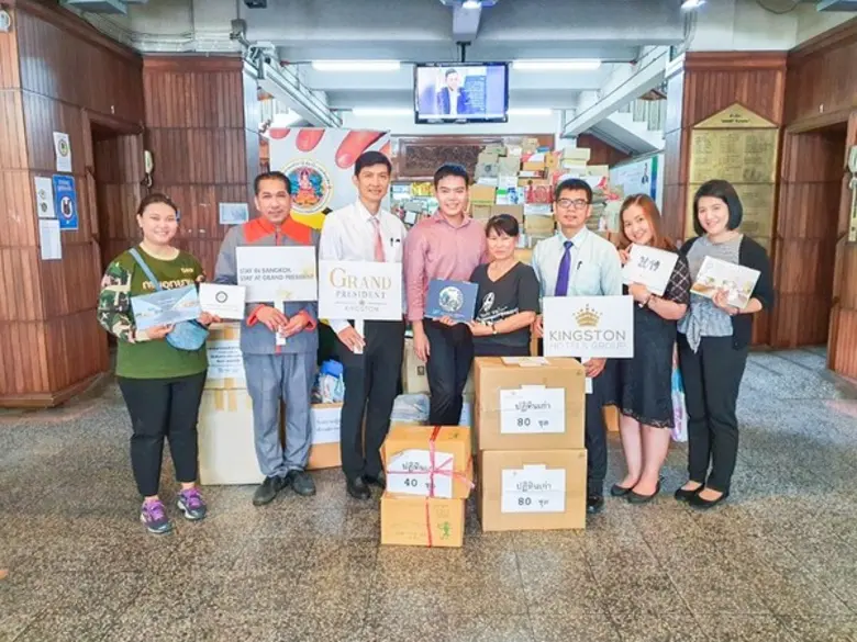 โรงแรมแกรนด์ เพรสซิเดนท์ สุขุมวิท 11 ร่วมบริจาคปฏิทินตั้งโต๊ะเก่า นำไปทำอักษรเบรลล์เพื่อผู้พิการทางสายตา