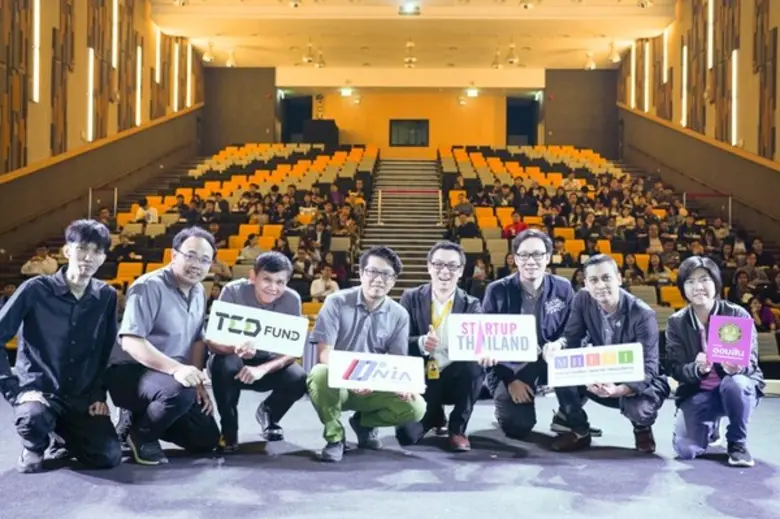 เสร็จสิ้นไปแล้วกับการจัดกิจกรรม "Road Sho...