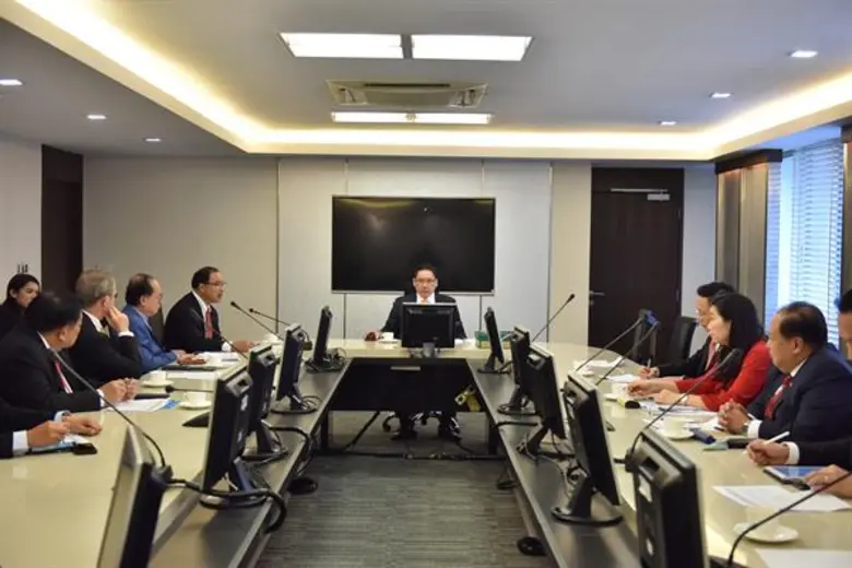 นายกลินท์ สารสิน ประธานกรรมการหอการค้าไทย...