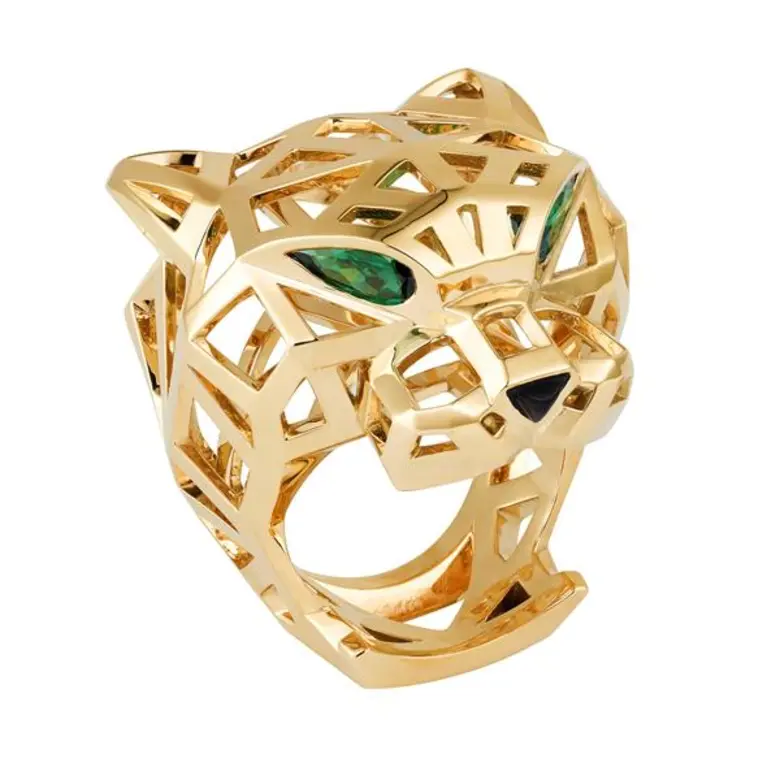 เสือแพนเตอร์ ไอคอนหนึ่งเดียวของคาร์เทียร์ เนรมิตเป็นคอลเลกชั่นสุดคลาสสิก ปองแตร์ เดอ คาร์เทียร์ (Panthere de Cartier) พร้อมทำความรู้จักให้ดีกว่าเดิมในนิทรรศการ Into the Wild 7-16 กุมภาพันธ์นี้ ณ Hall of Fame สยามพารากอน