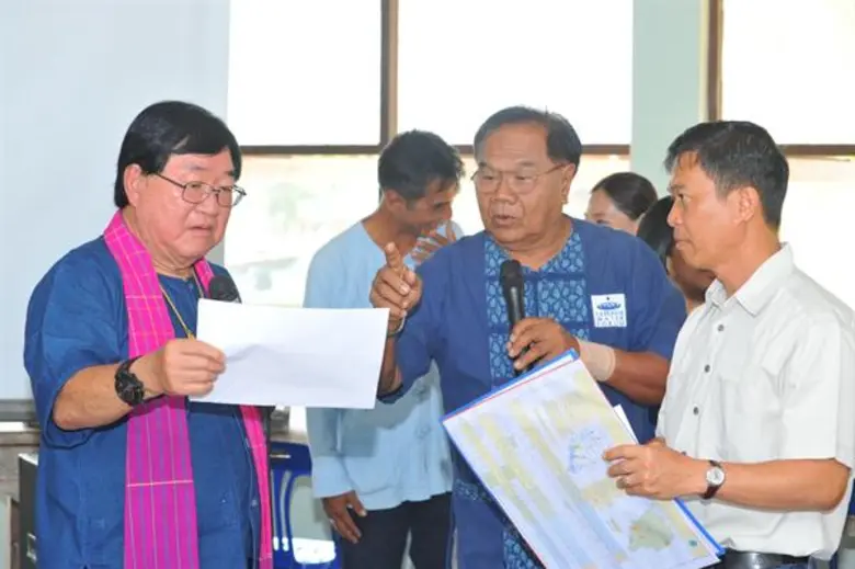 นายประภัตร โพธสุธน รัฐมนตรีช่วยว่าการกระท...