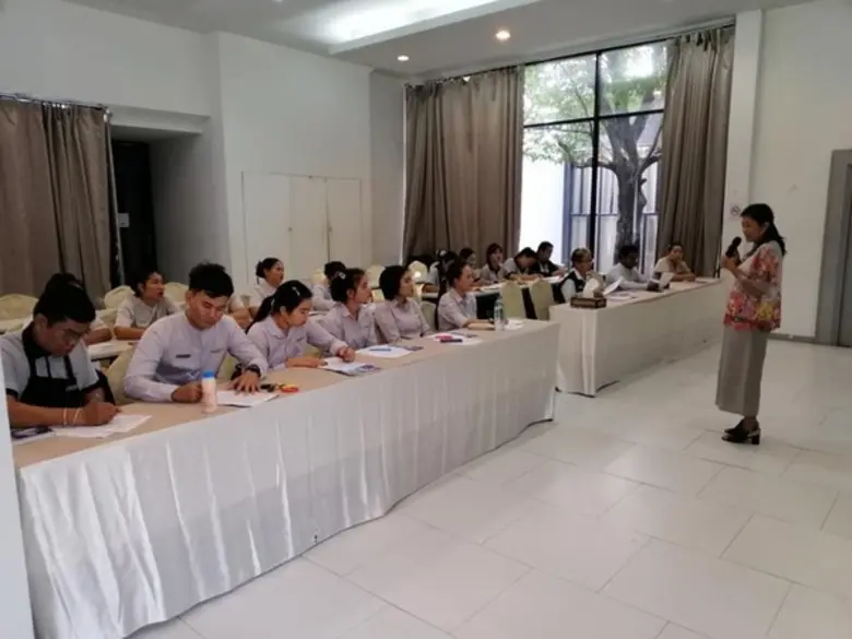 ภาพข่าว: สำนักงานพัฒนาฝีมือแรงงานสุโขทัย ดำเนินการฝึกอบรมหลักสูตรการฝึกยกระดับฝีมือ สาขา ภาษาอังกฤษสำหรับพนักงานบริการด้านการท่องเที่ยว 30 ชั่วโมง