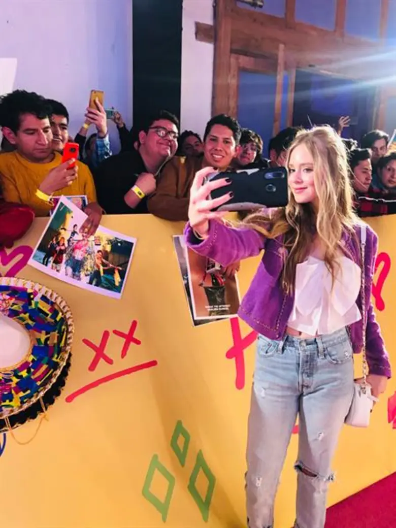 3 ตัวแม่ทีมนกล่า เปิดตัวบนพรมชมพูสุดเริดในงานพรีเมียร์ภาพยนตร์เรื่อง Birds of Prey ณ เม็กซิโก ซิตี้