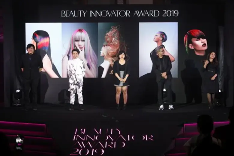 “ชิเซโด้ โปรเฟสชั่นแนล” ตอกย้ำการสร้างแฮร์สไตล์ลิสต์มืออาชีพ เผยโฉมหน้าแฮร์สไตล์ลิสต์คนใหม่พร้อมโกอินเตอร์ จากงาน “SHISEIDO PROFESSIONAL BEAUTY INNOVATOR AWARD 2019”