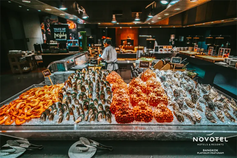 ฉลองวันแห่งความรักที่โรงแรมโนโวเทล กรุงเทพ แพลทินัม ประตูน้ำ