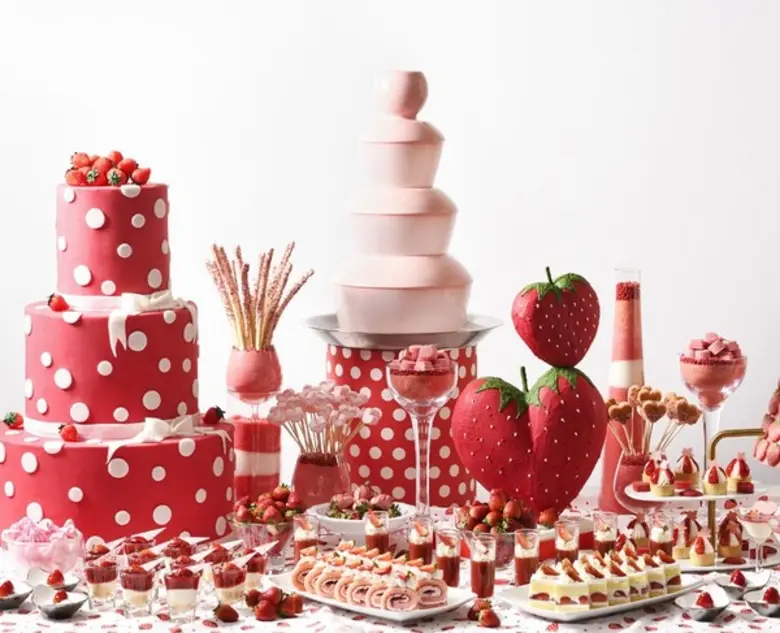 ชวนกินบุฟเฟ่ต์สตรอว์เบอร์รี ที่ห้องอาหาร เบนิฮานา โรงแรม อวานี เอเทรียม กรุงเทพฯ